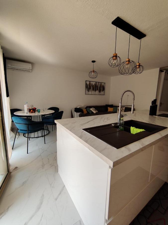 En Exclusivite T3 A 2 Pas Des Plages De St Raphael Saint-Raphaël Dış mekan fotoğraf